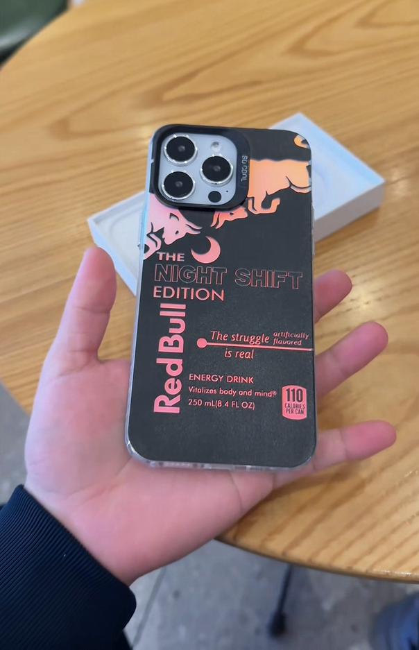 Red Bull Night Shift Zwart